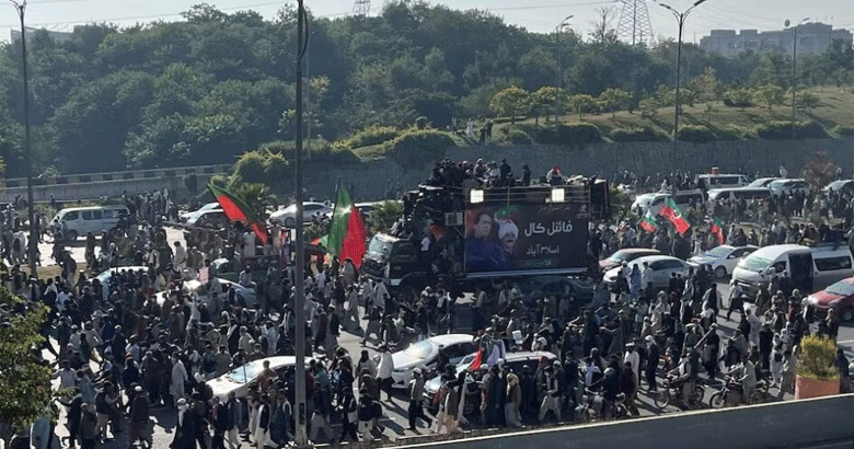 چھبیس نومبر احتجاج: پی ٹی آئی کے مزید 40 کارکنان کی ضمانت منظور